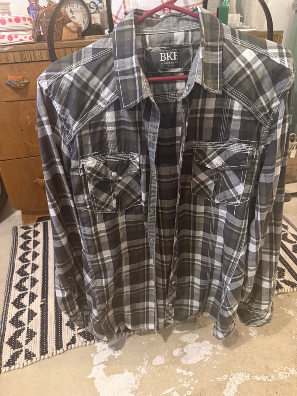 BKE Men's Black and Gray Plaid Button-Down Shirt